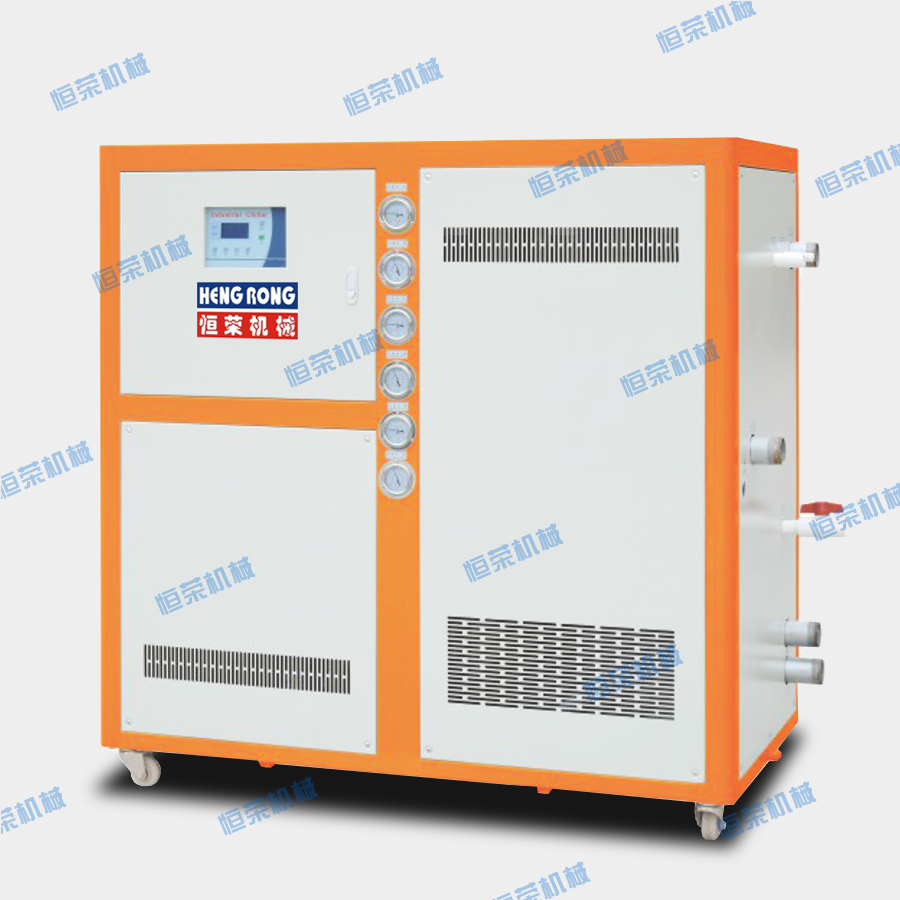 塑料注塑機為什么要配備工業(yè)冷水機？